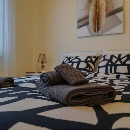 Modern Apartment In The City Center Ioannina Extérieur photo