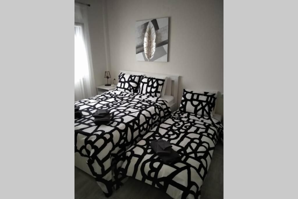 Modern Apartment In The City Center Ioannina Extérieur photo