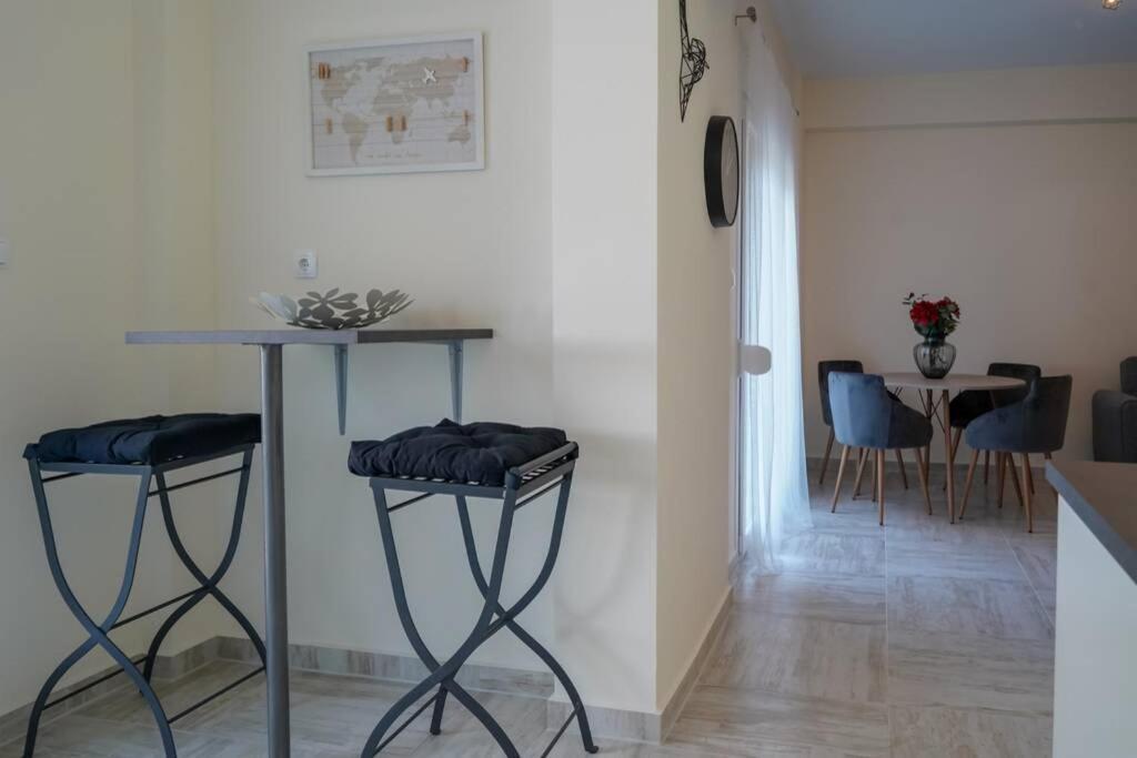 Modern Apartment In The City Center Ioannina Extérieur photo
