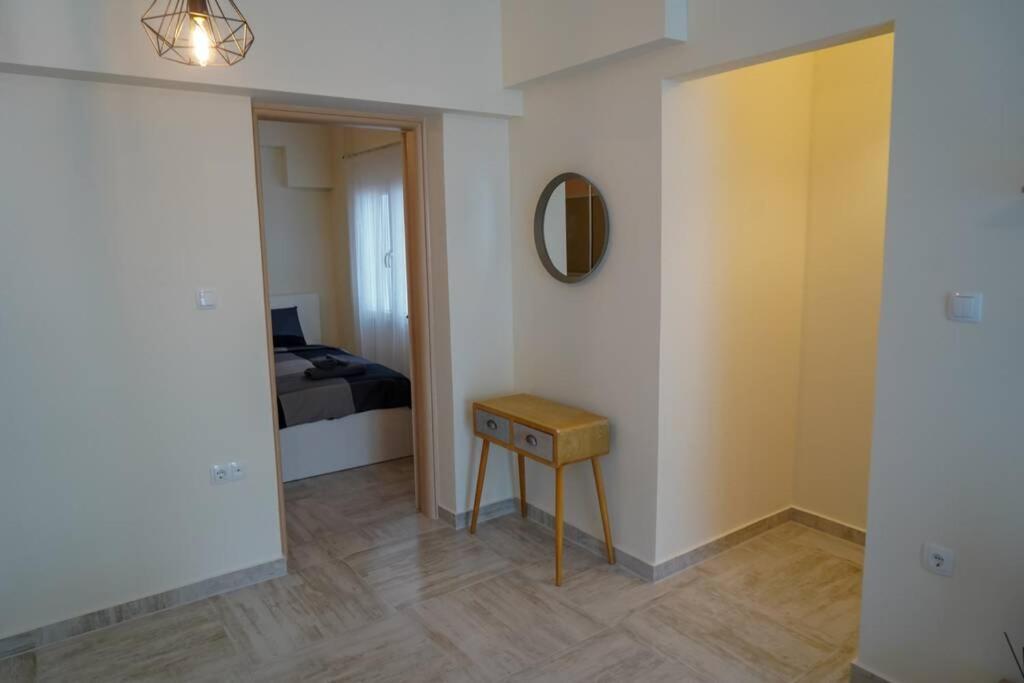 Modern Apartment In The City Center Ioannina Extérieur photo