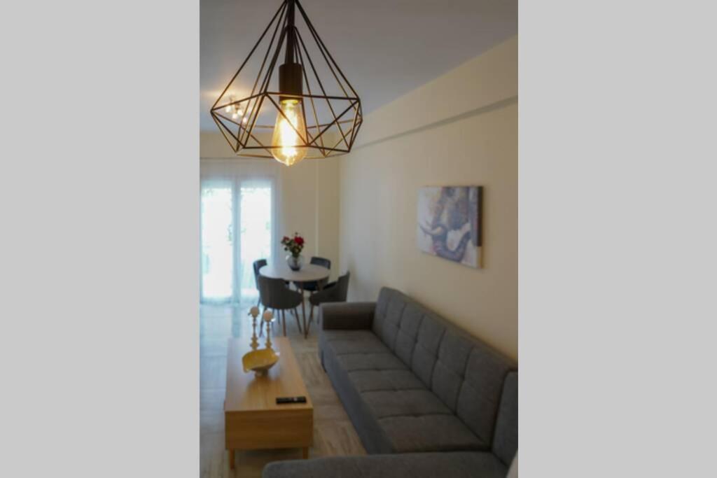 Modern Apartment In The City Center Ioannina Extérieur photo